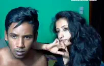 الحمار كبيرة جبهة مورو يأخذ الديك في المؤخرة.