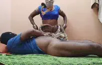 غنيمة كبيرة لاتينا فاتنة الملاعين بوسها والفم.