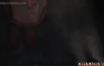 فرخ الدهون مع بعقب كبير يتلقى المتعة عن طريق الفم على الأحمق لها.