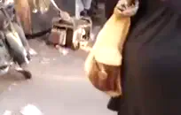 عاهرة التاكسي الحقيقية تحب ممارسة الجنس الشرجي