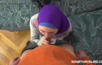 سخيف نفسي مع دسار بلدي في الحمام