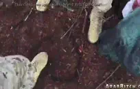 أرادت أن تعرف كيف صنعت الكعكة.