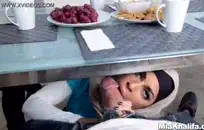 مختلس النظر على أختي الرجيج قبالة. حصلت على كسر الزجاج