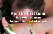 مفلس شقراء في سن المراهقة ركوب الخيل ديك كبيرة مع الوجه ضخمة.